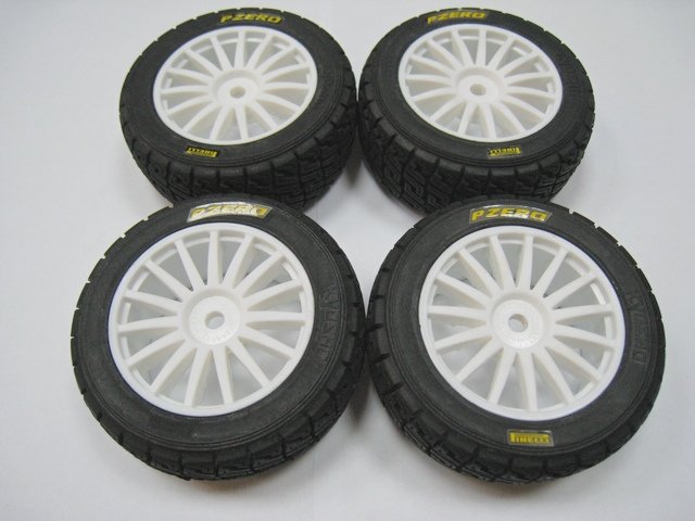 Колёса в сборе 1:9 Kyosho артикул TRT122+TRH121W