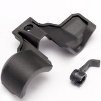 Крышка редуктора TRAXXAS запчасти Cover, gear/ motor wire hold-down clip артикул TRA6877